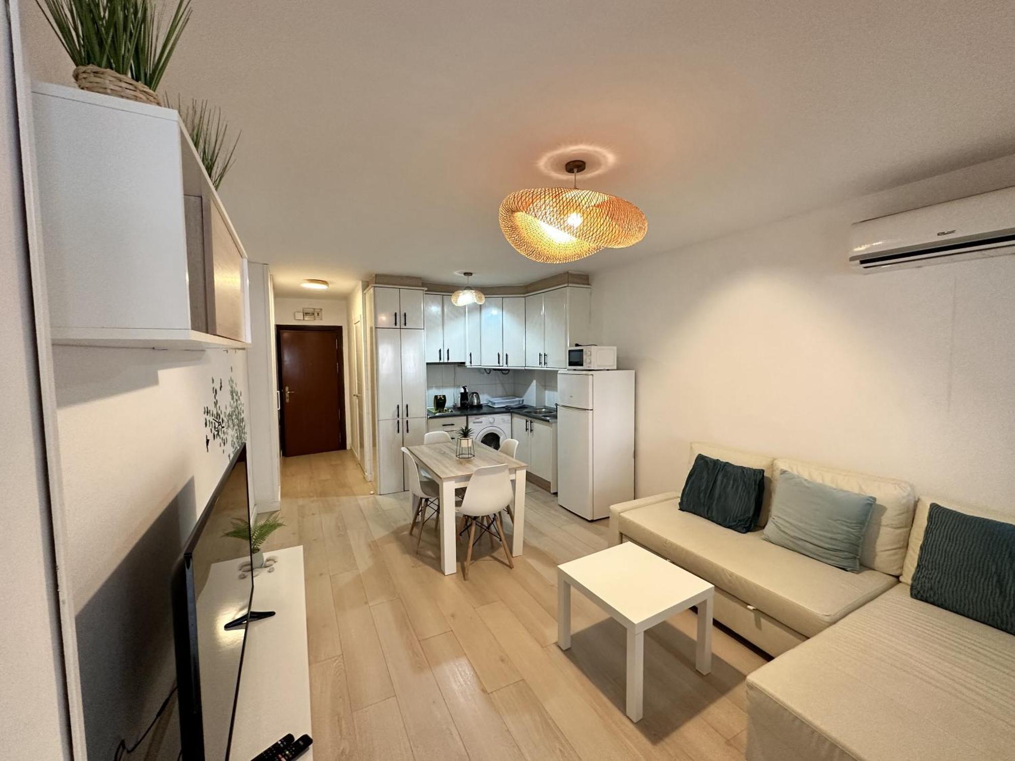 Ver1 - Terraza - 1 Dorm - Wifi - Centro A 100 Metros - Playa A 600 Metros Apartment Torremolinos